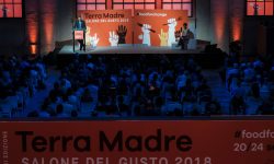 SLOW FOOD, SU IL SIPARIO SUL SALONE DEL GUSTO TERRA MADRE