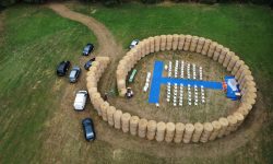 UN ANFITEATRO DI PAGLIA PER GLI EVENTI ESTIVI DI VILLA SAN SEBASTIANO A TAGLIACOZZO