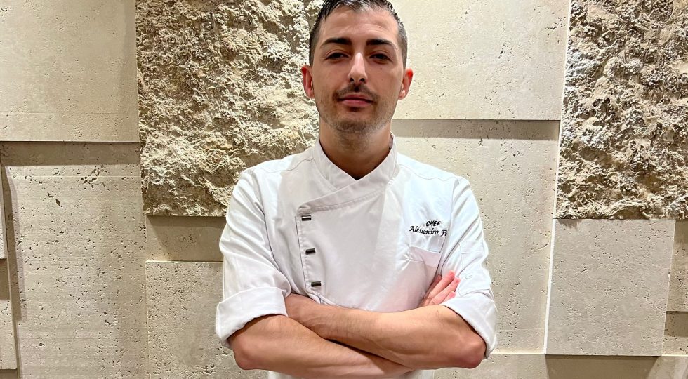 NELLA CUCINA DEL SINGER PALACE, ALESSANDRO FIACCO RACCONTA AL MONDO L’ALTA TRADIZIONE ITALIANA