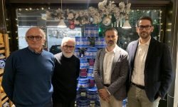 Panettone sospeso, con Cantina Tollo e Wine Room il Natale è solidale